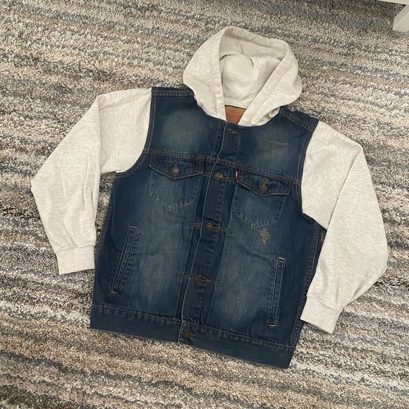Levi’s Denim Jacket | Levi’s Jean Jacket | Levi’s Denim Jacket Size XS In Women - Picture 9 of 13